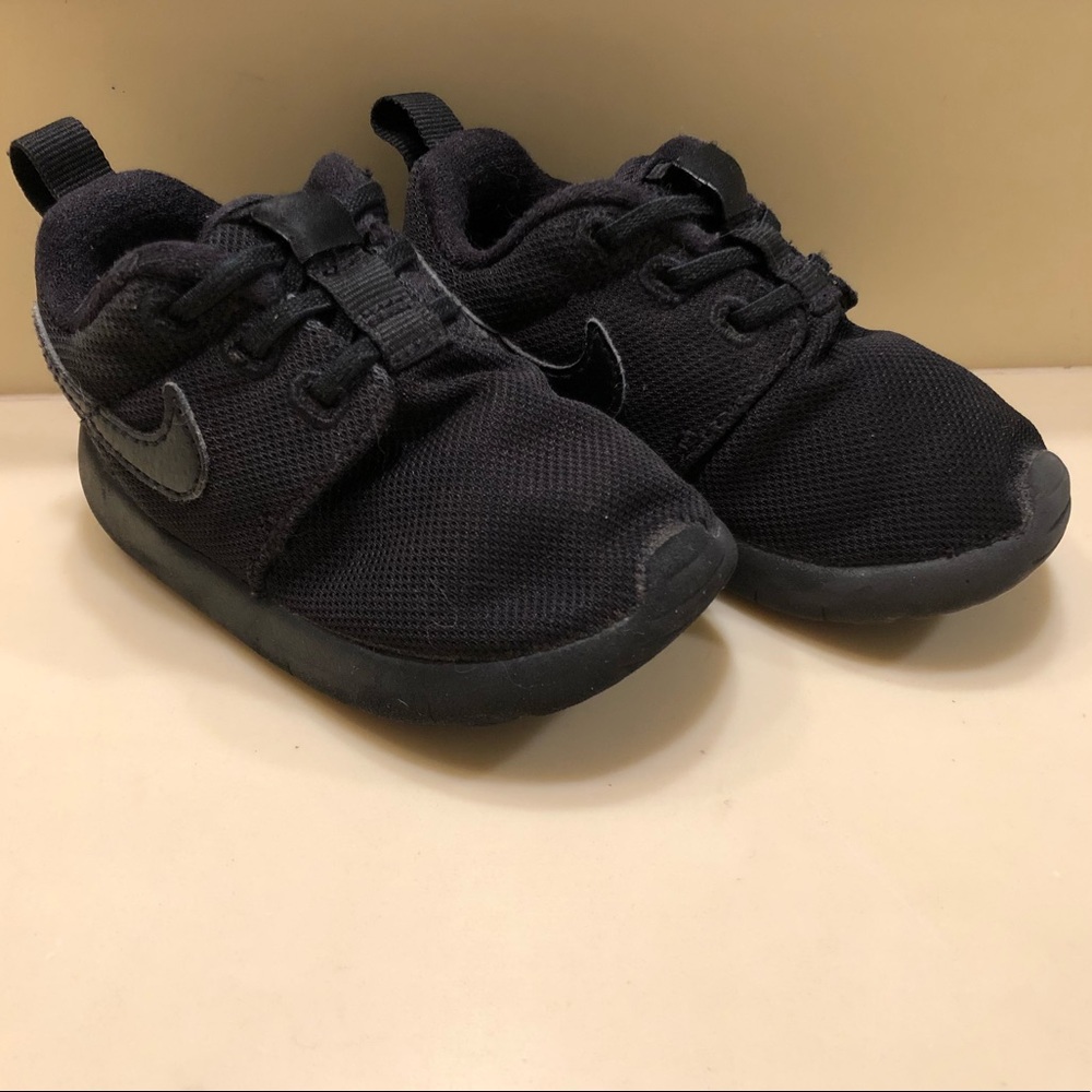Toddler Nike Roshe 5C